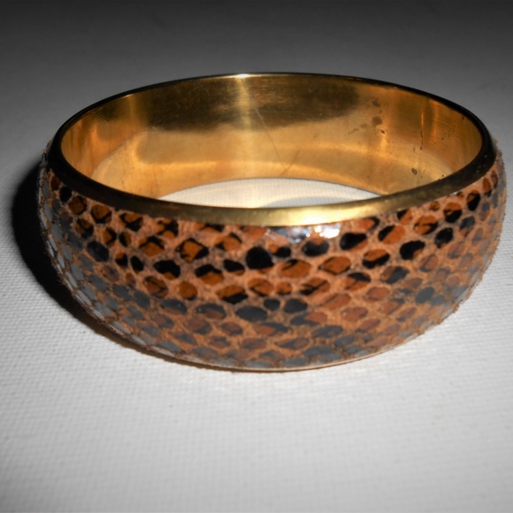 Two's Company Snake Skin Bangle Bracelet - Picture 3 of 4
